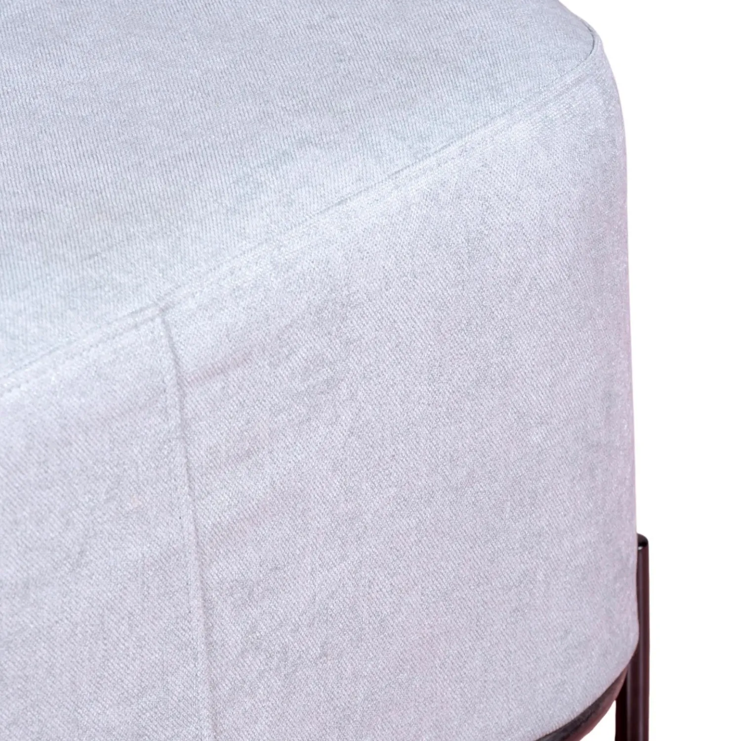 Repose-pieds de canapé Clair Loveseat au design minimaliste