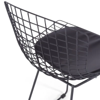 Replika židle Bertoia v černé oceli - kovové židle - MuebleDesign