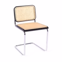 Réplique de la chaise Cesca en bois noir de Marcel Breuer. Version économique