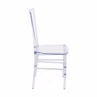 Chaises Transparentes Felipe Ghost - Chaises en plastique - meubles Concept