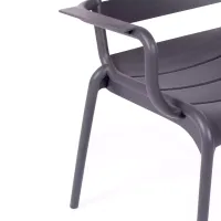 Chaise Karen adaptée à l'extérieur - Chaises en plastique - Meubles Concept