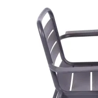 Chaise Karen adaptée à l'extérieur - Chaises en plastique - Meubles Concept