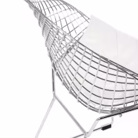 Réplique de la chaise Diamond en acier chromé et coussin en simili-cuir - Collection Bertoia