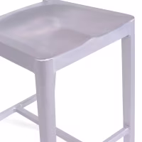 Tabouret Navi Army 66 cm en aluminium | Design industriel élégant