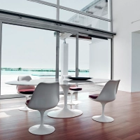 Soikea pöytä Tulip 199cm Carrara Marble | Italialainen valmistus | Saarinen Design | Saarinen Design