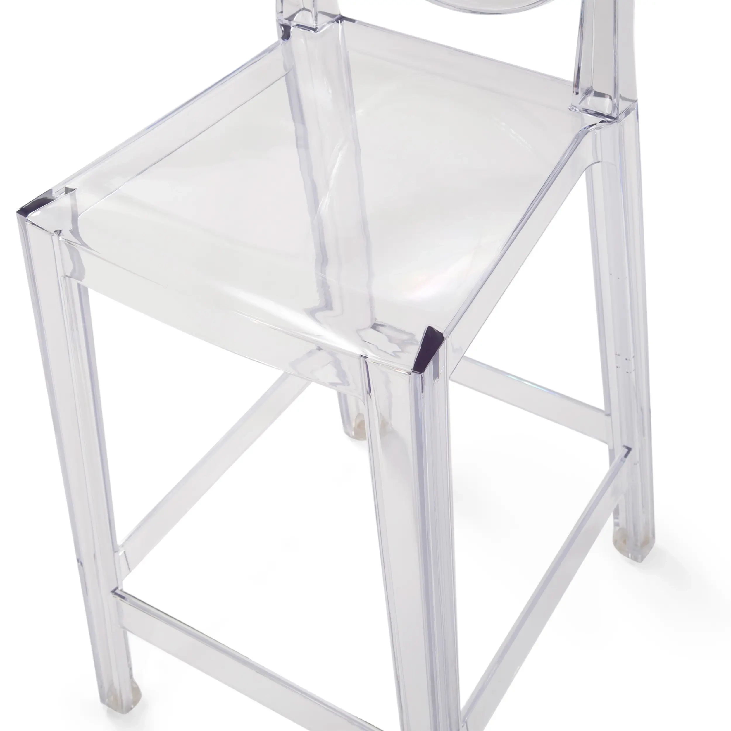 Réplique du tabouret transparent Victoria Ghost - Meubles Concept