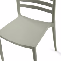 Chaise empilable en polypropylène pour usage extérieur - Creta
