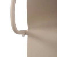 Stapelbarer Stuhl mit Armlehnen für drinnen und draußen - Pierre