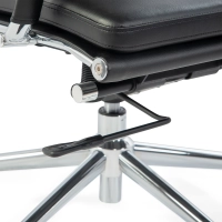 Task Chaise de bureau en cuir italien - pivotante, avec vérin à gaz et châssis chromé