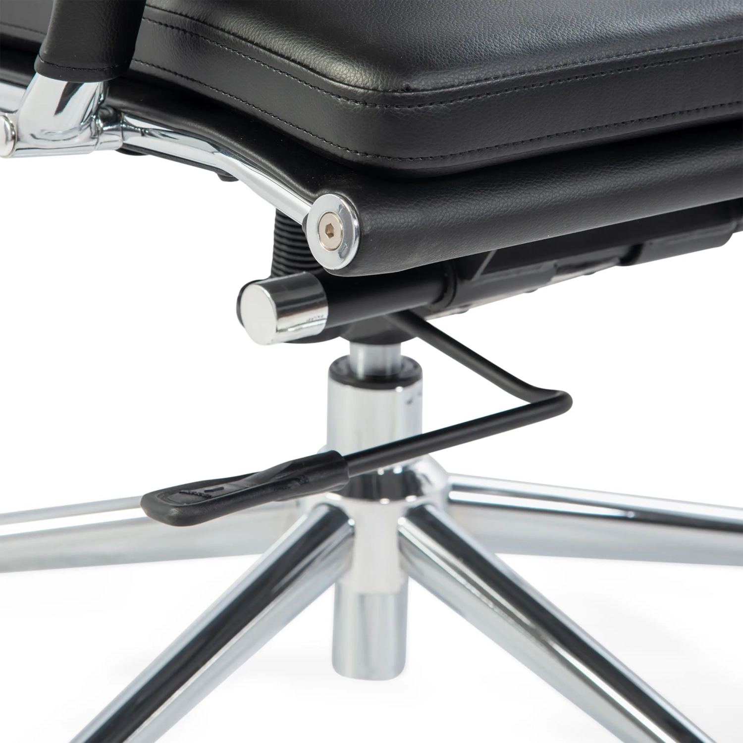 Task Chaise de bureau en cuir italien - pivotante, avec vérin à gaz et châssis chromé