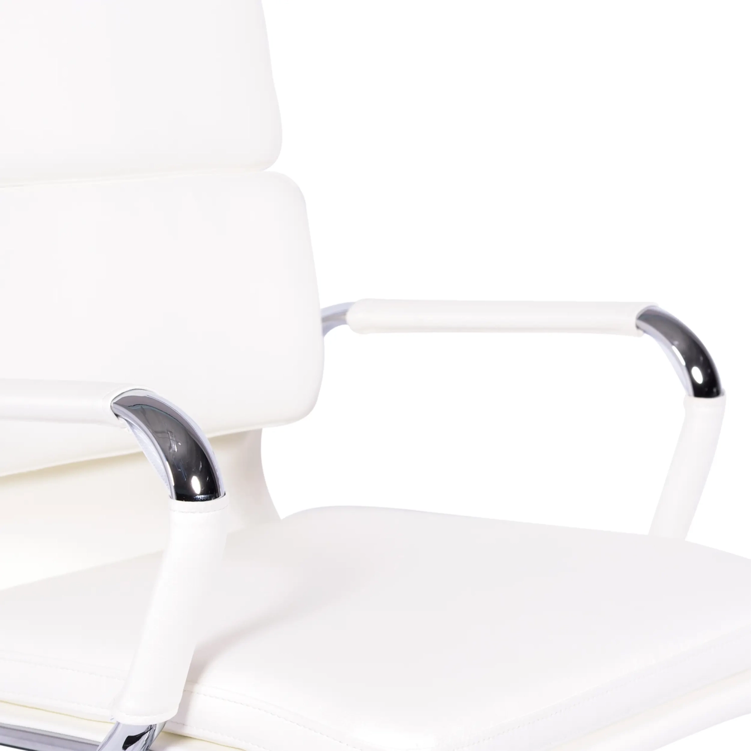 Sedia da ufficio in pelle italiana Task con schienale alto e design elegante