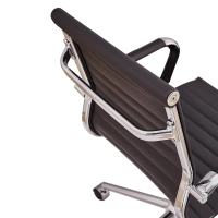 Sedia da ufficio Task con schienale basso in pelle italiana - Stile e comfort