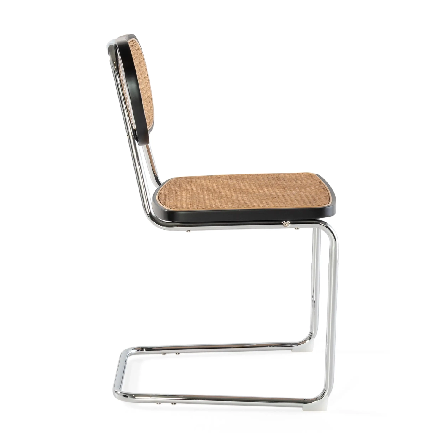 Chaise Lucio en rotin naturel avec piètement en porte-à-faux