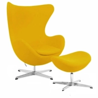 Replica Egg Chair con poggiapiedi del designer Arne Jacobsen