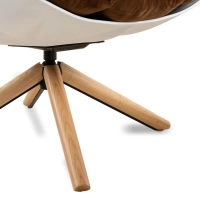 Replika designového křesla Husk od skvělé designérky Patricie Urquioly