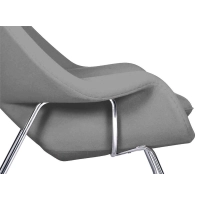 Replika křesla Womb od designéra Eero Saarinen