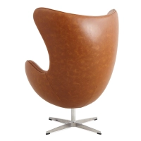 Replica Egg Chair em couro vintage envelhecido