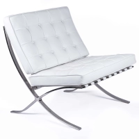 furmod Barcelona Chair HQ met Ottoman