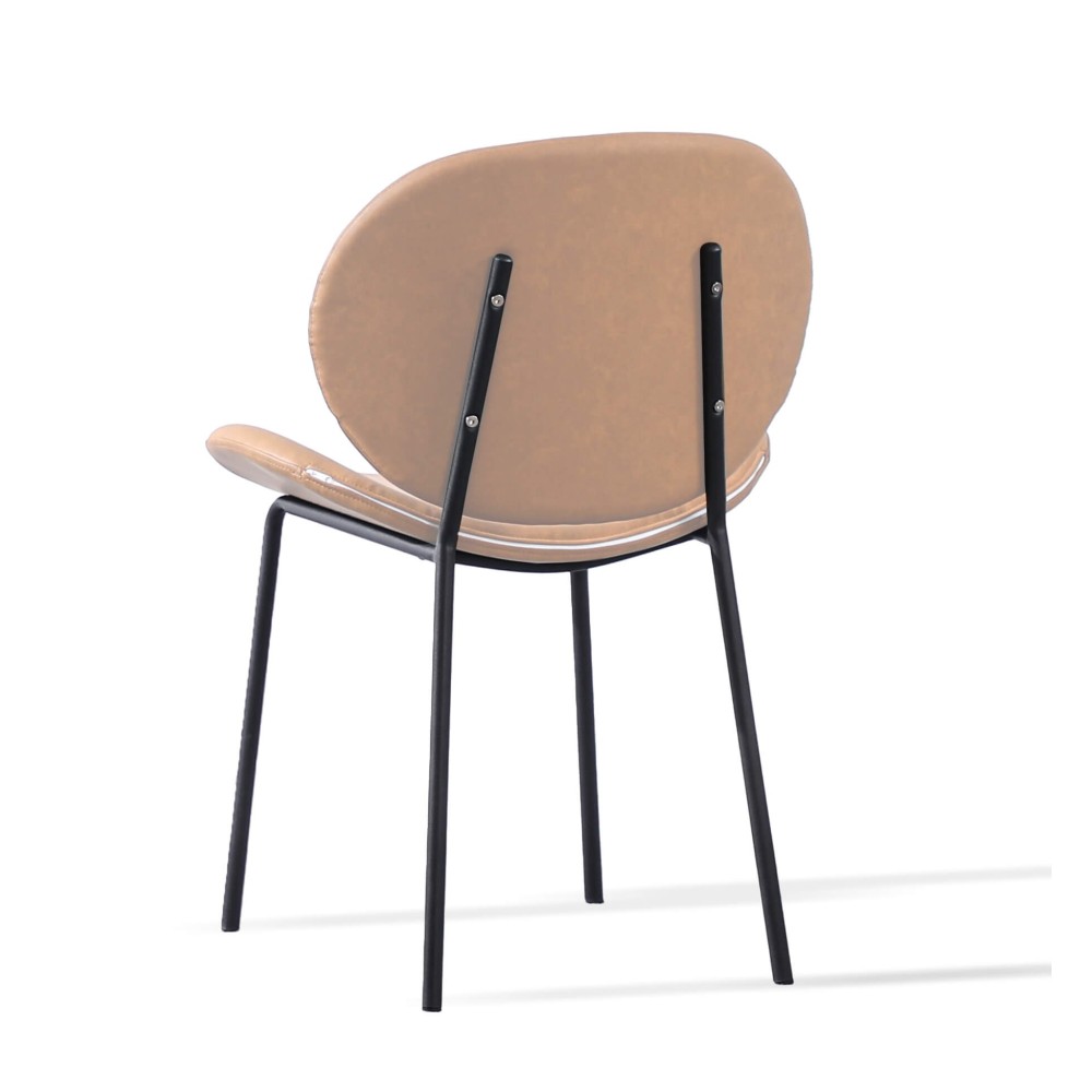 Chaise rembourrée en similicuir