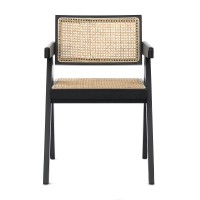 Réplica da cadeira Chandigarh com braços do designer Pierre Jeanneret 