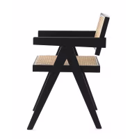 Réplique de la chaise Chandigarh avec accoudoirs du designer Pierre Jeanneret 