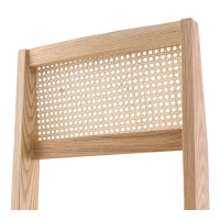 Replika krzesła Chandigarh autorstwa projektanta Pierre Jeanneret 