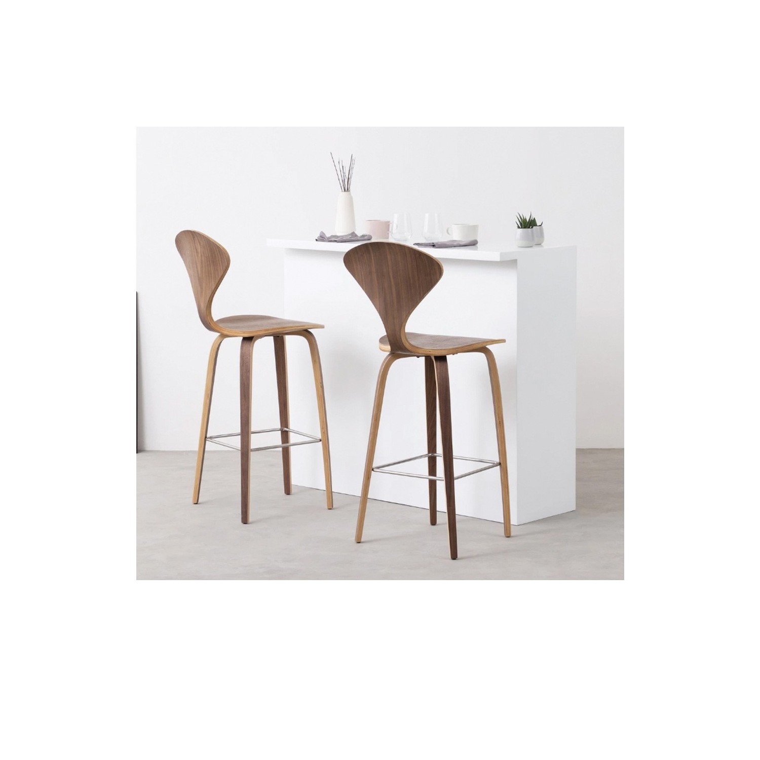 Nordic style Cherner stool