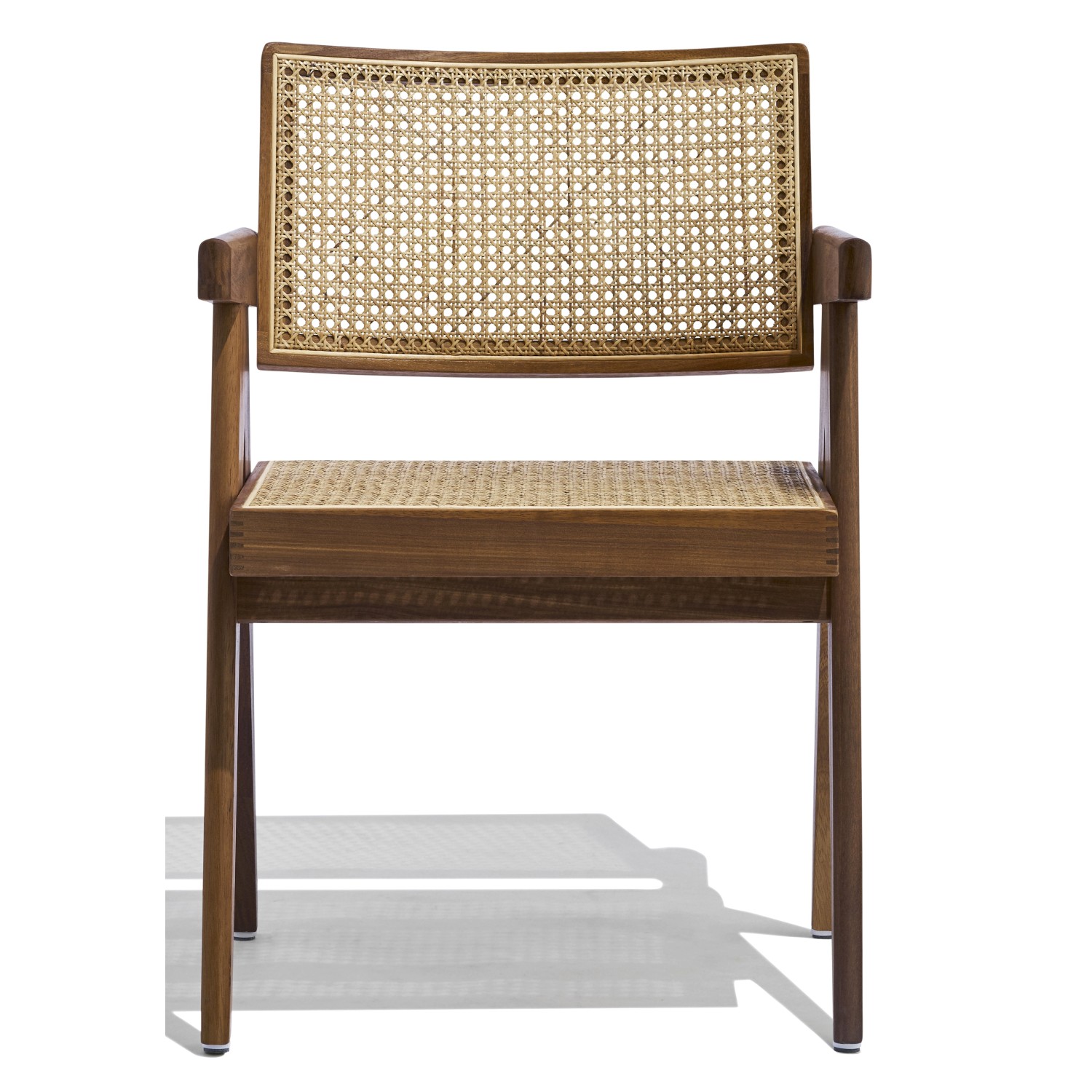 Silla con reposabrazos Compass en madera de teca y ratán natural